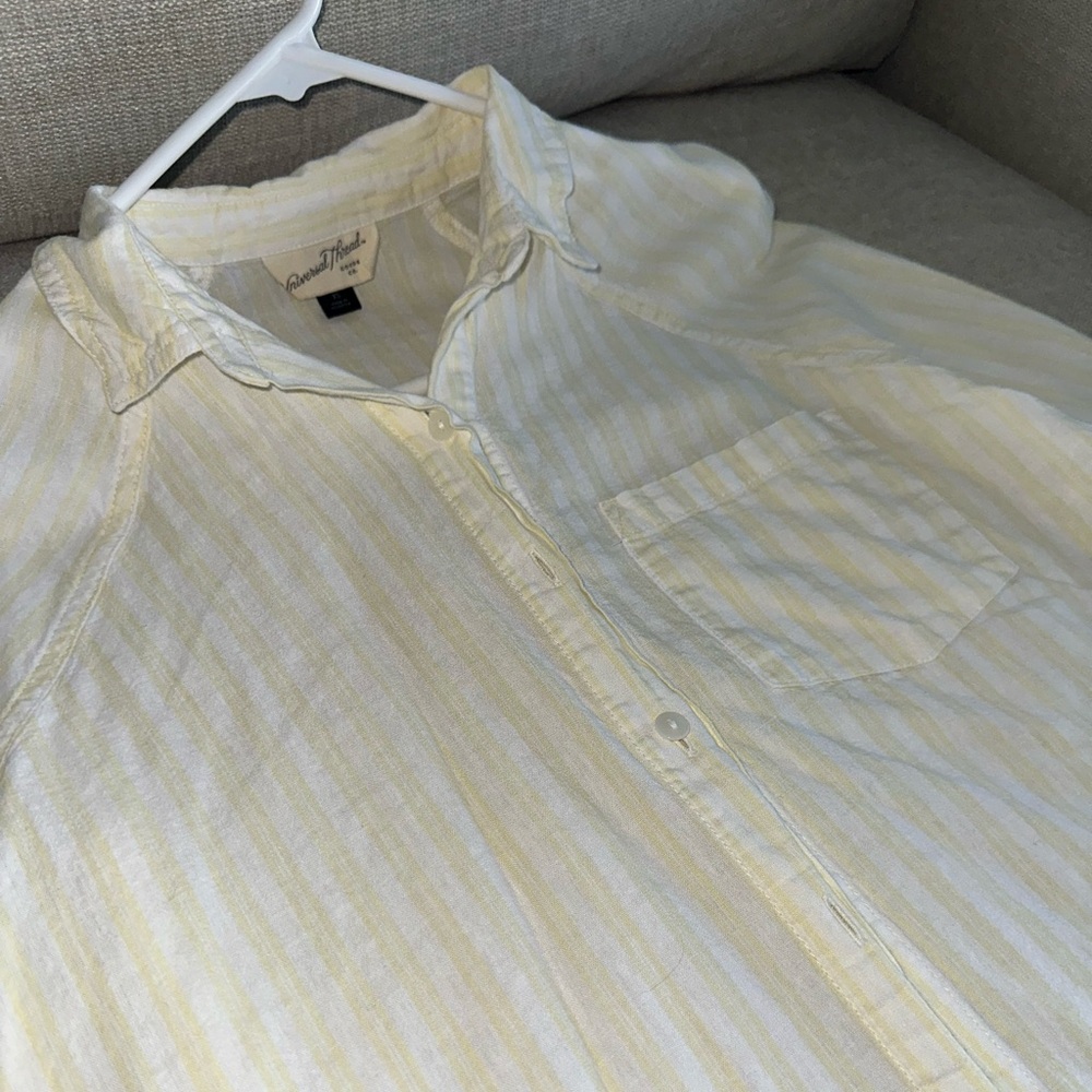 Long Sleeve Button Up Top - Picture 7 of 10